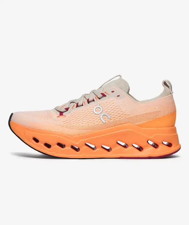 On Running Cloudsurfer Max Running Shoe Men - Pearl/Tangerine