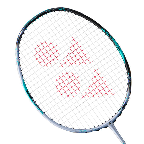 Yonex Astrox 88S Pro Silver/Black 4U5 Badminton Racket - Silver/Black