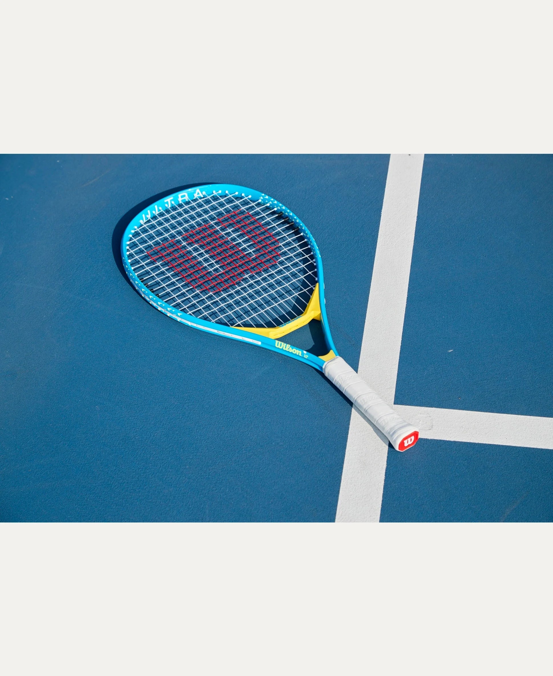 Wilson Ultra Power Jr 25 Tennis Racket - Blue/Yellow Tennis Rackets Wilson