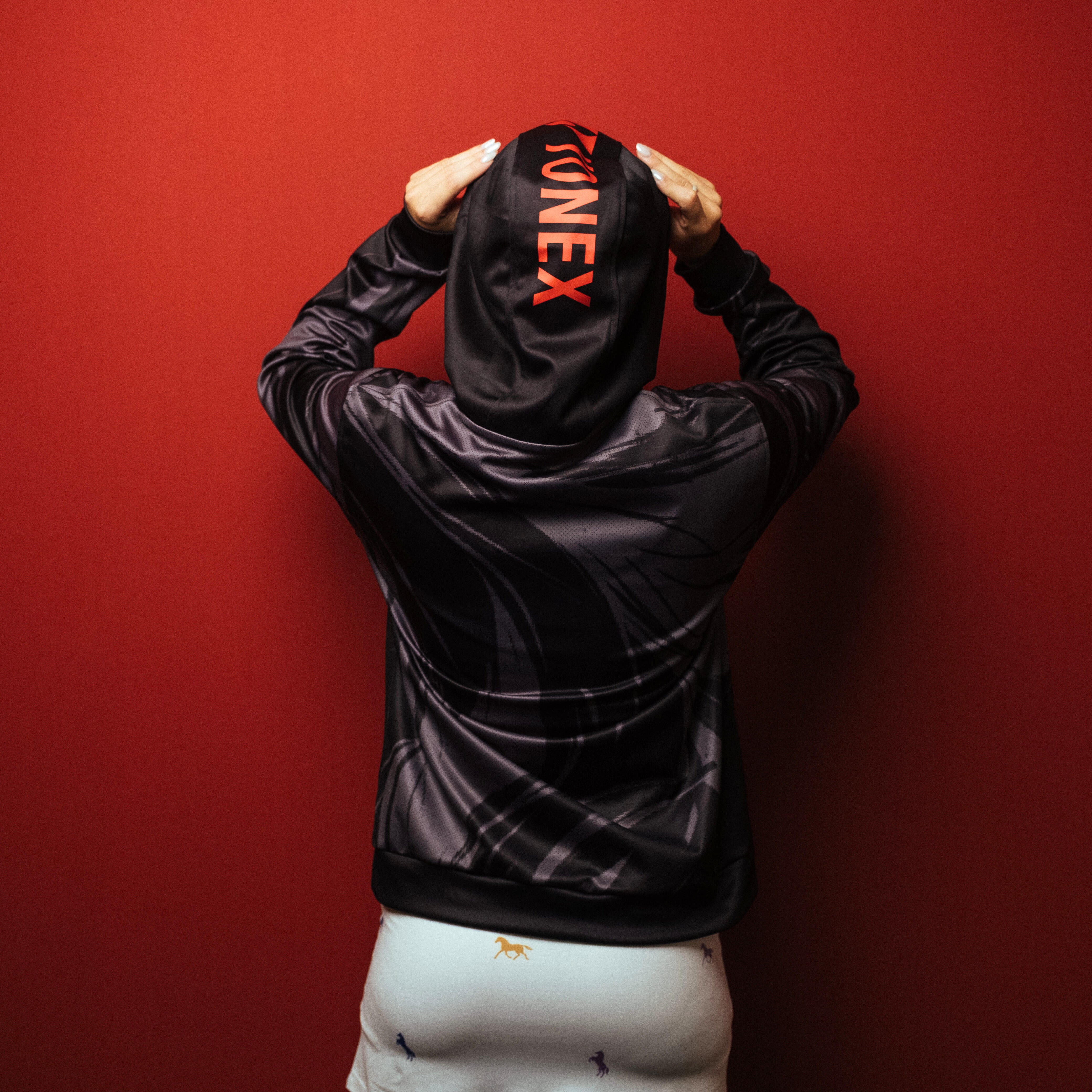 Yonex War Horse – Unisex Overhead Hoodie (Black) Yonex CNY2026 Hood Sweat B Unisex Clothing Yonex