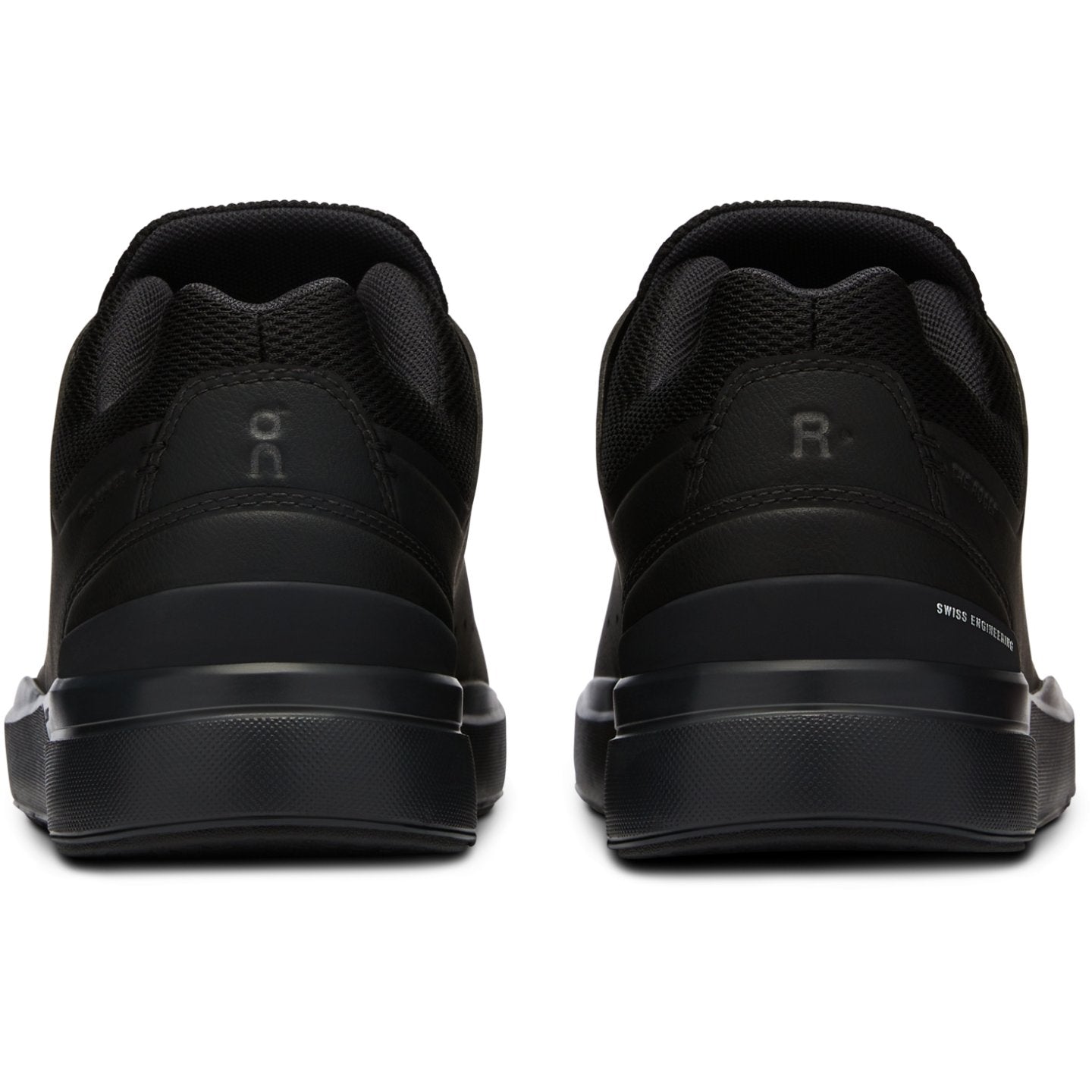 On THE ROGER Advantage Shoes Men - All Black