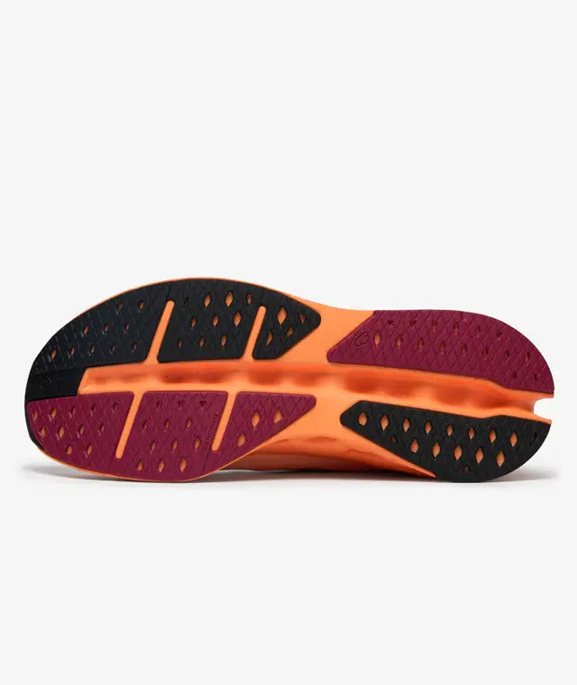 On Running Cloudsurfer Max Running Shoe Men - Pearl/Tangerine