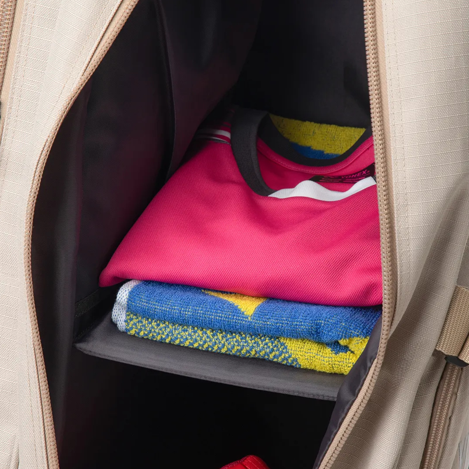 Yonex BA72626EX Gearlogic 6 Racket Bag - Beige Luggage Yonex