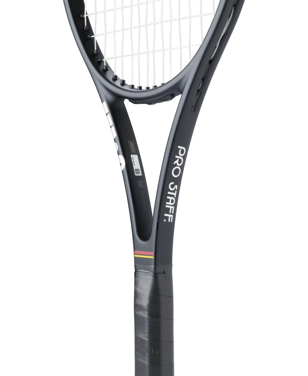 Wilson Pro Staff 97 Classic (2026) Tennis Racket - Black Tennis Rackets Wilson