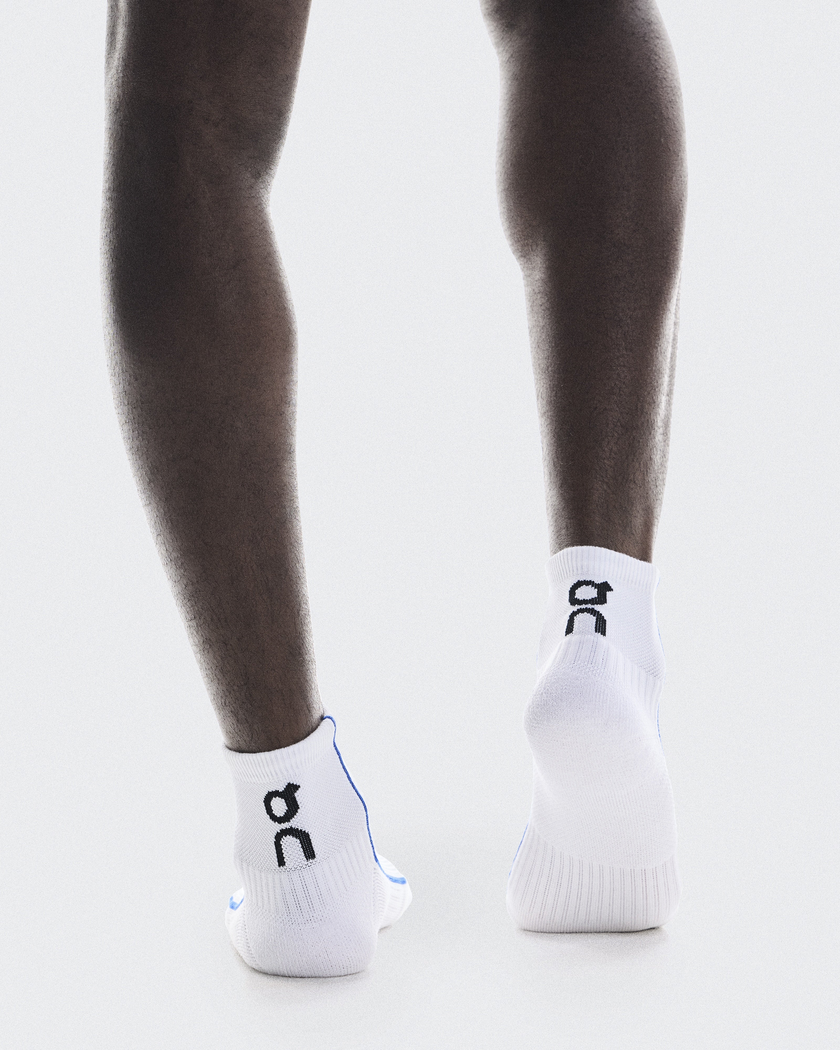 On Court Sock Mid 1 Unisex